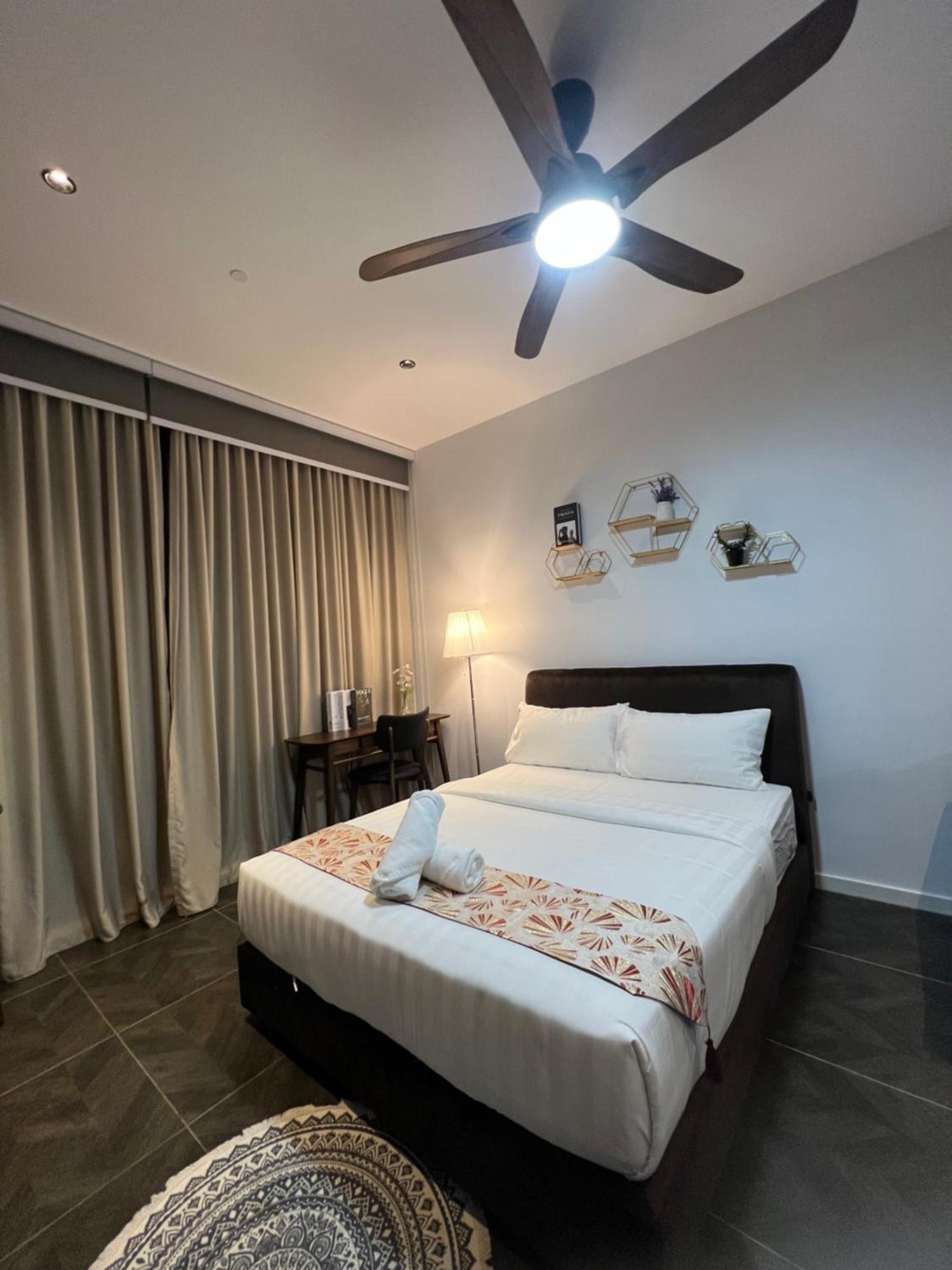 Scarletz Suites Kuala Lumpur By City Center Exterior photo