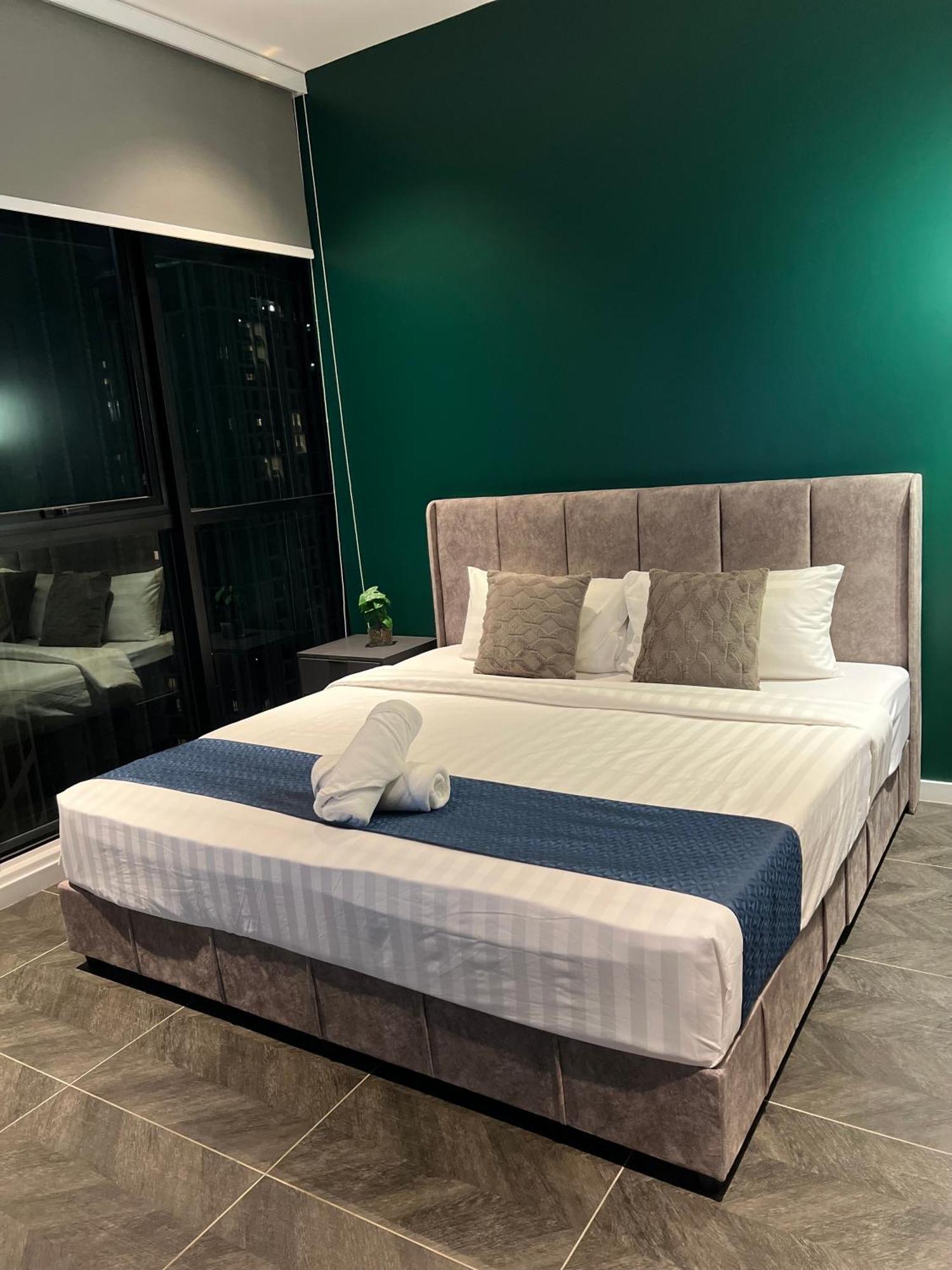 Scarletz Suites Kuala Lumpur By City Center Exterior photo