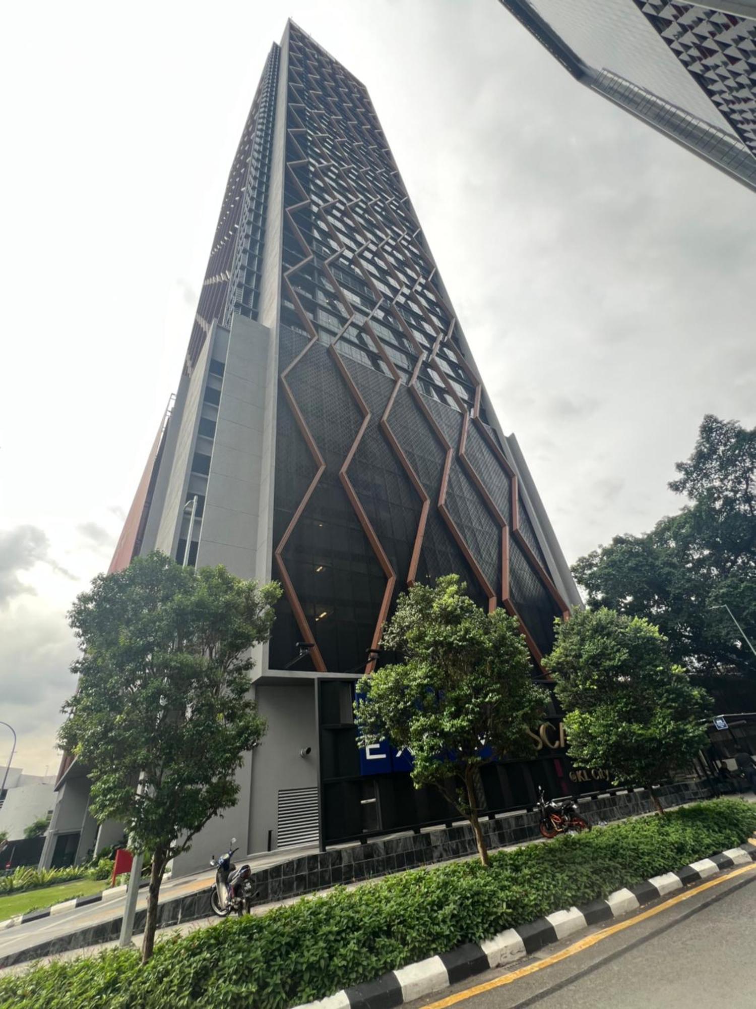 Scarletz Suites Kuala Lumpur By City Center Exterior photo